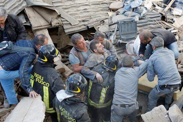 Amatrice ist ein beliebter Urlaubsort vor allem bei Römern, die hier Ferienwohnungen besitzen. Im August ist Hochsaison, von internationalem Massentourismus ist die Kleinstadt verschont geblieben.