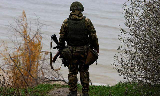 Russian service members at a combat position in Zaporizhzhia region