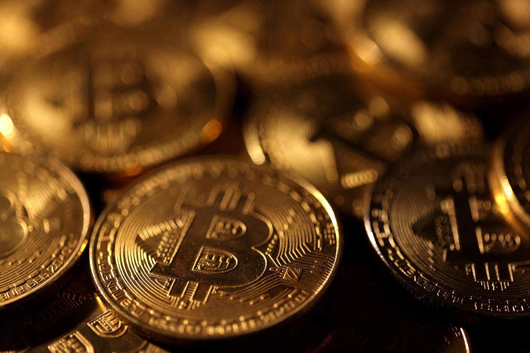 Bitcoin erreicht neues Rekordhoch von 122.000 US-Dollar – DiePresse.com