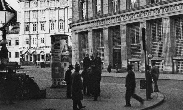 Das erste Gebäude der von den Rothschilds gegründeten Creditanstalt auf der Freyung in Wien (heute Bank Austria Kunstforum). 1860 übersiedelte das Institut in ein eigenes Palais am Hof.