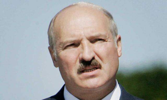 Lukaschenko zwingt Weissrussen Erlass