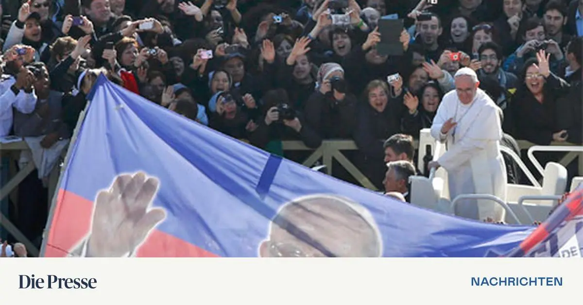 Der Papst im Papamobil