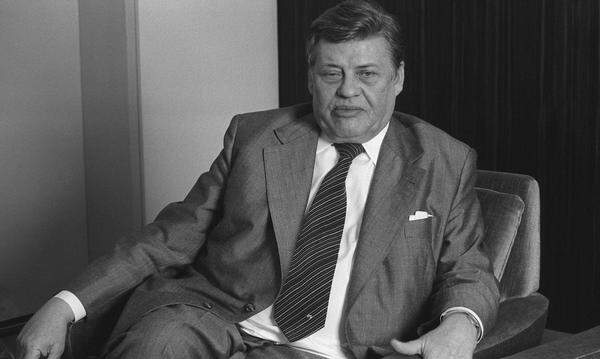 Der Mord der "Roten Armee Fraktion" (RAF) an dem deutschen Arbeitgeberpräsident Hanns Martin Schleyer war der blutige Höhepunkt der Terrorserie, die im Jahr 1977 die Deutschland erschütterte.