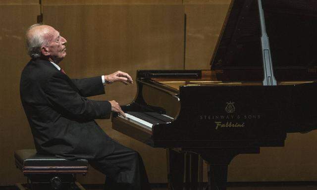 Ihm geht es um die Werke: Maurizio Pollini im Salzburger Haus für Mozart.