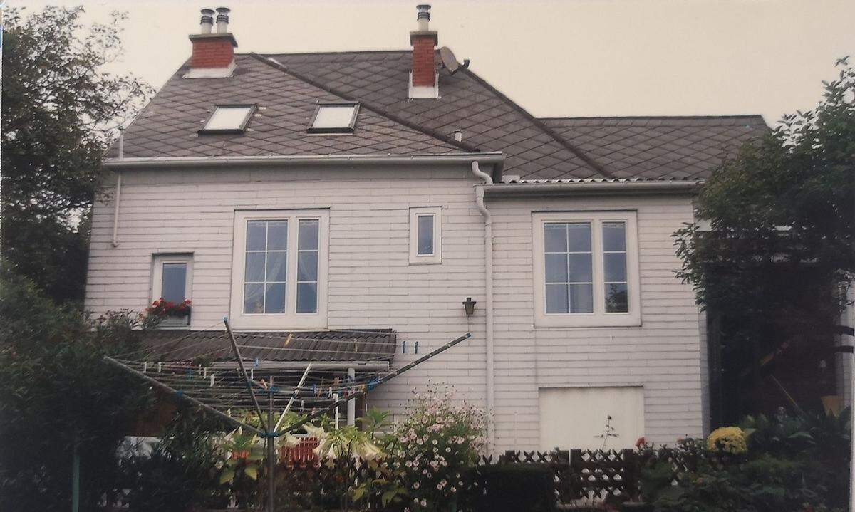 So sah das Haus - von der gleichen Perspektive aus - vor dem jüngsten Umbau aus.