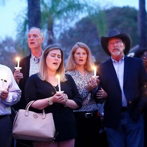 US-CRIME-SHOOTING-VIGIL