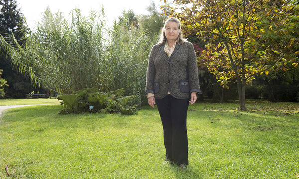 „Der Botanische Garten muss weiter frei zugänglich sein.“ Die Hietzinger Bewohnerin Hellia Mader-Schwab kämpft gegen die Eingliederung.
