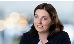 Nora Tödtling-Musenbichler, Caritas-Direktorin in Graz, mit Chance auf höhere Weihen.