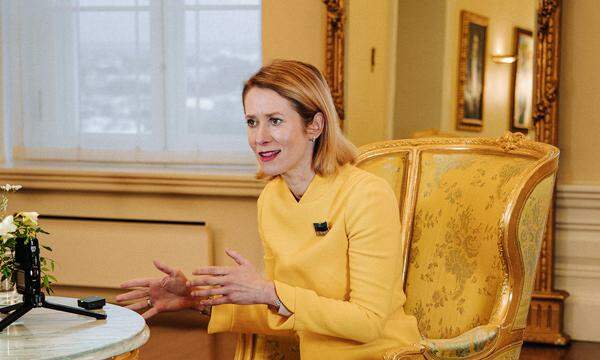 Die estnische Ministerpräsidentin, Kaja Kallas: „Wir müssen der Ukraine helfen, damit sie in diesem Krieg gewinnen kann.“ 