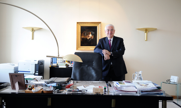 Walter Rothensteiner ist seit 23 Jahren Casinos-Aufsichtsratspräsident. Die aktuelle Krise des Konzerns meistert er aber eher nicht so routiniert.