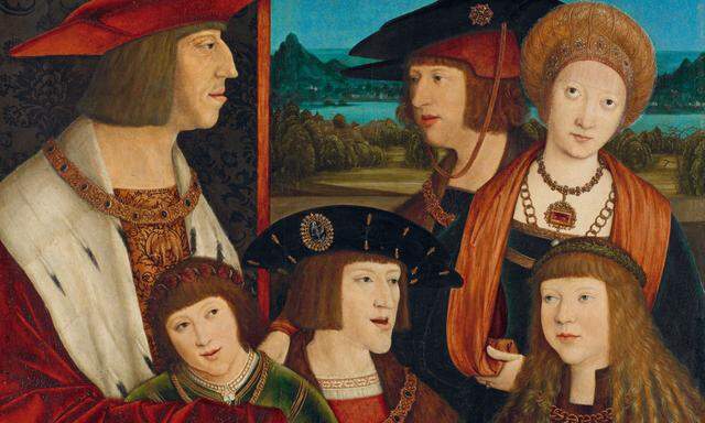 Der schwäbische Meister Bernhard Strigel malte Maximilian und seine Familie nach 1516. Ehefrau Maria (rechts) war da schon tot.