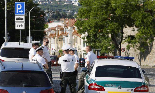 Eine Polizeistreife in Bratislava. Auf höherer Ebene tobt ein Machtkampf.