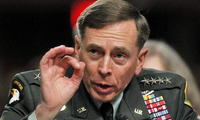 Afghanistan Petraeus beschwoert Siegeswillen