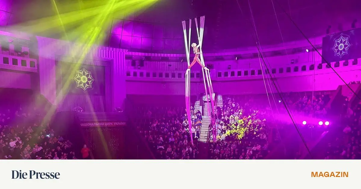 Die-Magie-des-Kiewer-Nationalzirkus-in-Zeiten-des-Krieges-premium-