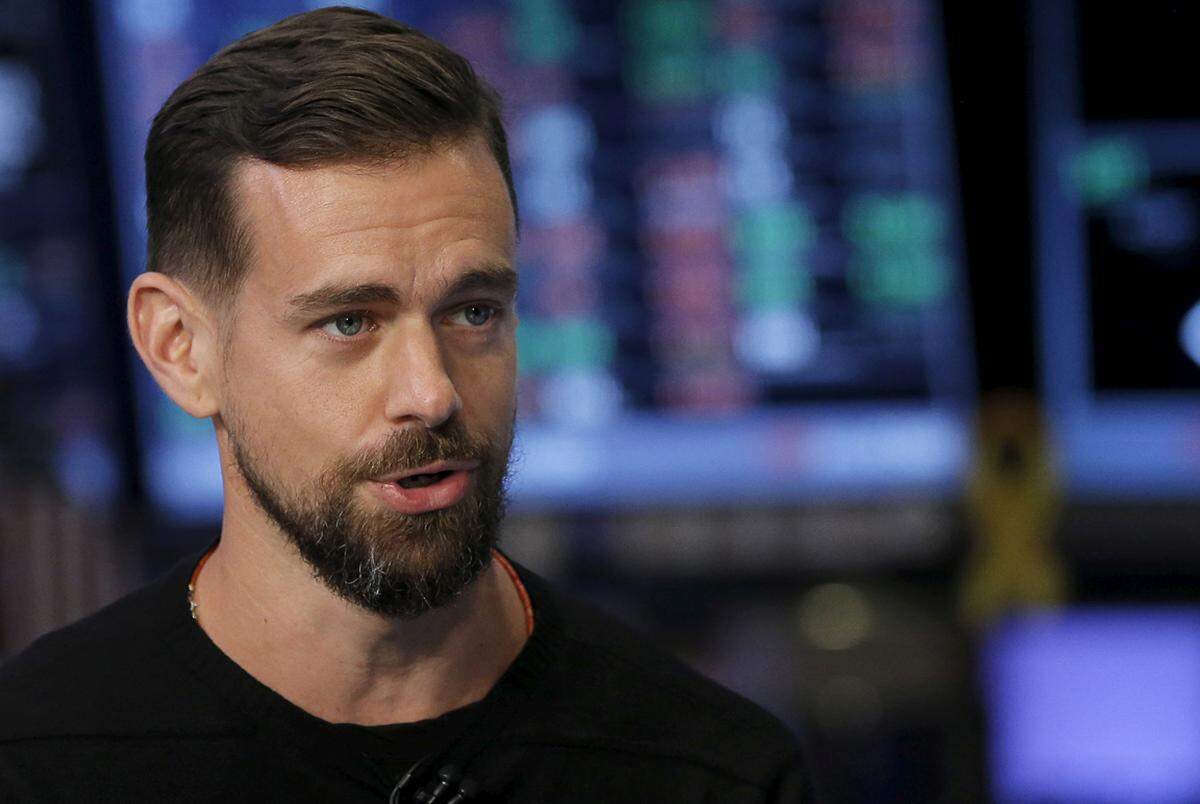 Jack Dorsey, CEO TwitterUnd warum meint der CEO von Twitter, dass Morgenstund Gold im Mund hat? Er nutzt die Zeit vor dem Sonnenaufgang, um erst zu meditieren und dann gute neun Kilometer joggen zu gehen, wie er im Gespräch mit dem New York Magazine sagt. Sein Wecker klingelt täglich um halb sechs.