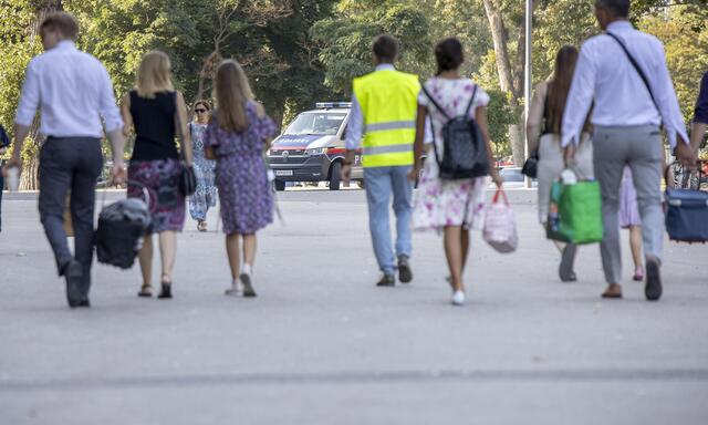 Teilnehmer am Sommerkongress der „Zeugen Jehovas“ im August.