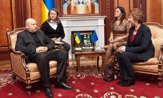 EU-Chefdipolmatin Catherine Ashton im Gespräch mit Interimspräsidenten Oleksandr Turchynov