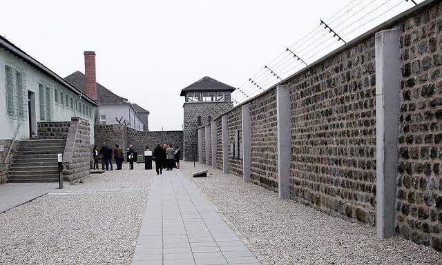 Archivbild:  Blick in einen Hof des ehemaligen Konzentrationslagers Mauthausen