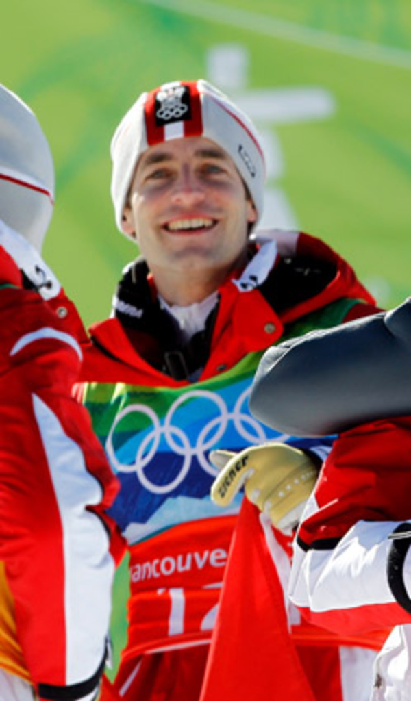 Für Wolfgang Loitzl, der damit bei seinen vierten Olympischen Spielen erstmals überhaupt Edelmetall geholt hat, und ...