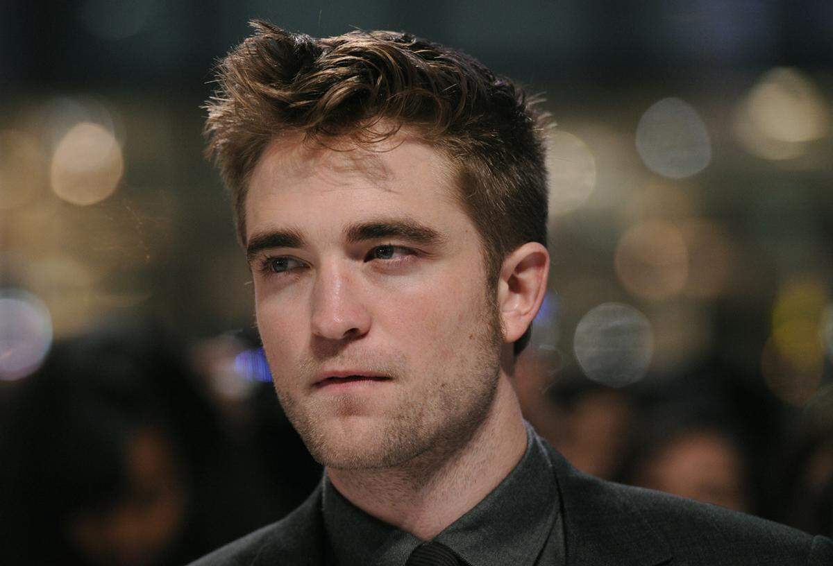 Natürlich durfte auch "Twilight"-Star Robert Pattinson im Rennen um die begehrte Rolle nicht fehlen. Er soll E.L. James' erste Wahl gewesen sein, wollte die Rolle aber offenbar nicht.