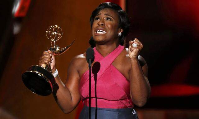 Uzo Aduba accepts the award for Outstanding Supporting Actress In A Drama Series for her role in Netflix´s ´Orange is the New Black´ at the 67th Primetime Emmy Awards in Los Angeles