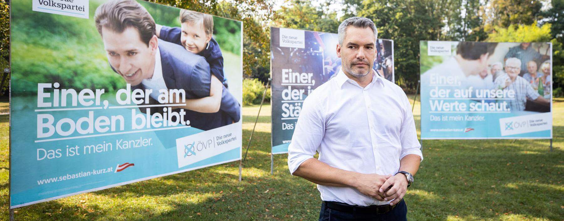 Im Nationalratswahlkampf 2019 war Karl Nehammer noch ÖVP-Generalsekretär unter Sebastian Kurz. Am Montag wird der 49-jährige Wiener als neuer Bundeskanzler angelobt. 