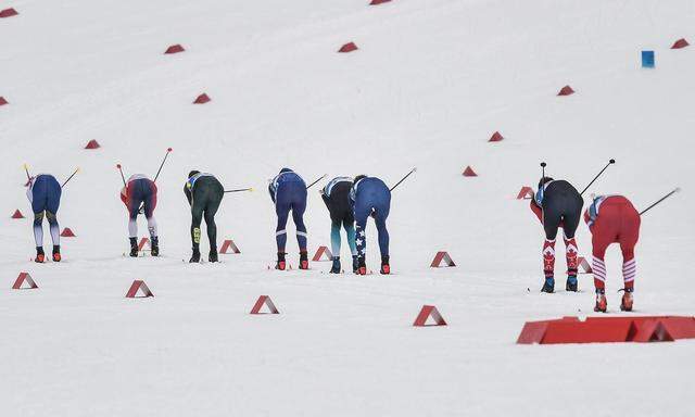 NORDIC-SKI-MEN-CROSS-COUNTRY-RELAY