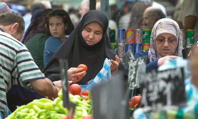 Vor allem während des Fastenmonats Ramadan sind Muslime die besten Kunden des Brunnenmarkts.