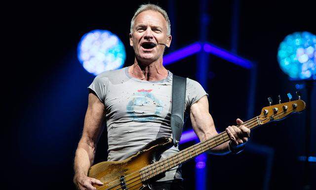 Sting live in Oslo, Norway Oslo, Norway. 19th, October 2022. The English musician, singer and songwriter Sting performs