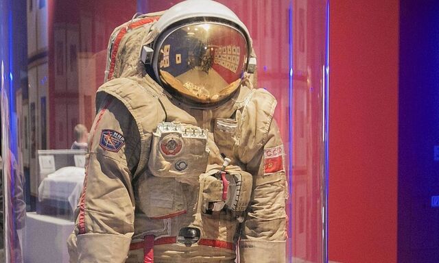 Die Bundeskunsthalle in Bonn zeigt ab Freitag 03 10 2014 eine grosze Ausstellung ueber die Geschicht