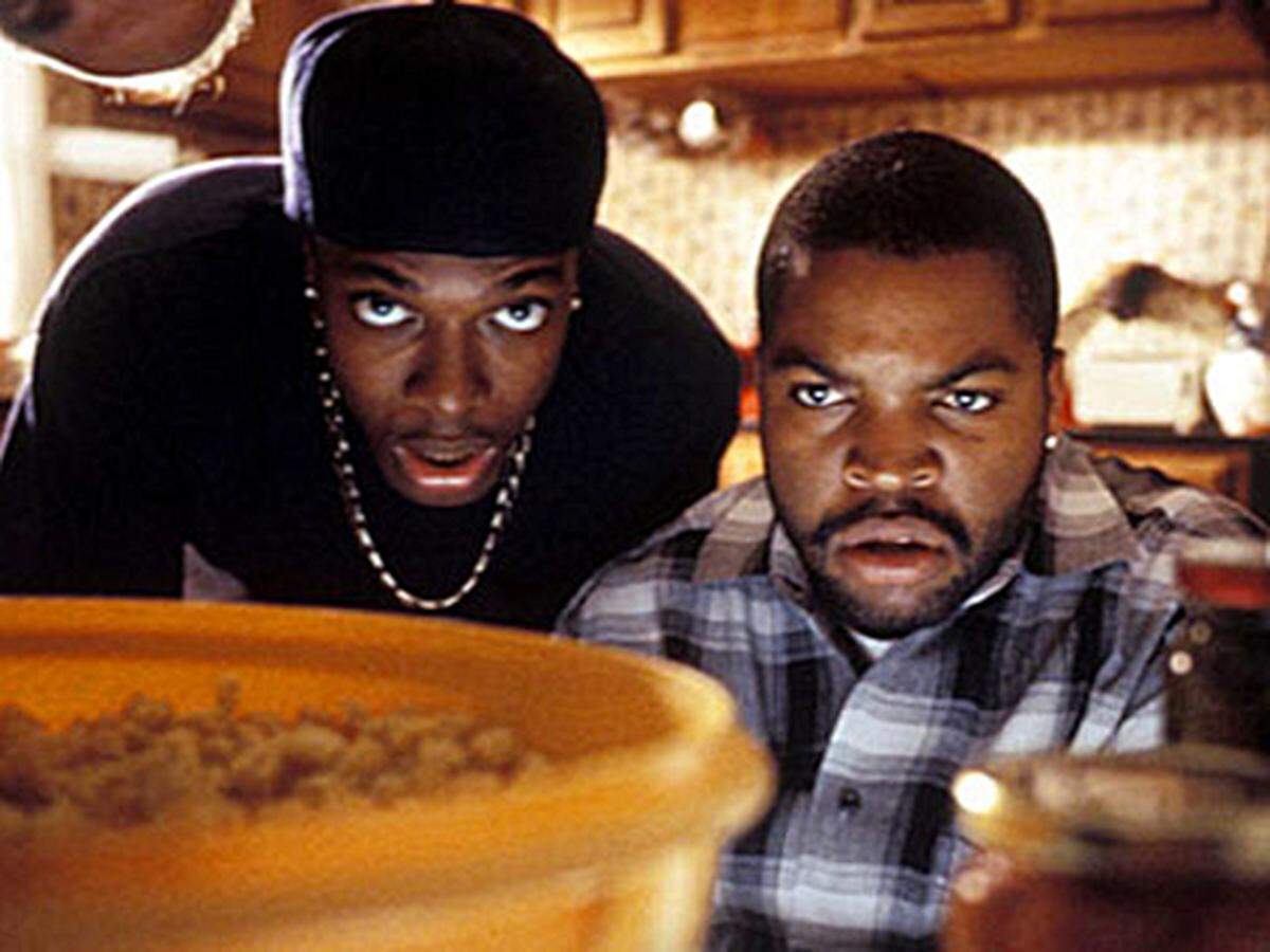 Drogen, Armut und Geld sind die Ingredienzen dieser handlungsreichen Komödie mit Rapper Ice Cube und Chris Tucker.