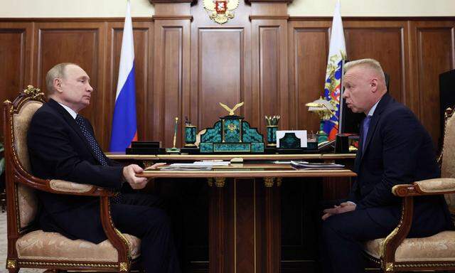 Wladimir Putin und Dmitri Masepin, Chef des Düngemittelproduzenten Uralchem
