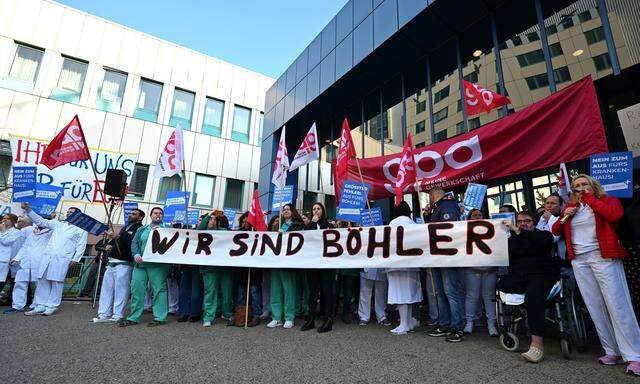 Schon am 6. März protestierte die Belegschaft des Lorenz Böhler gegen die Pläne der AUVA. 