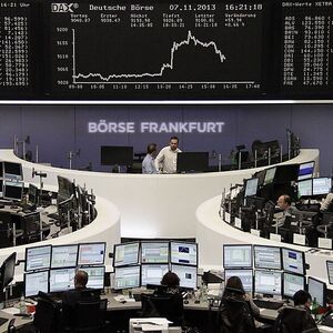 Nach der Zinssenkung am Donnerstag schnellte der DAX nach oben.