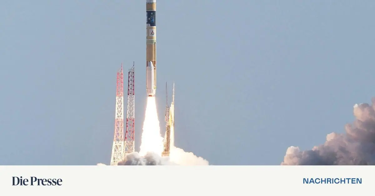 Japan sends a probe to the moon