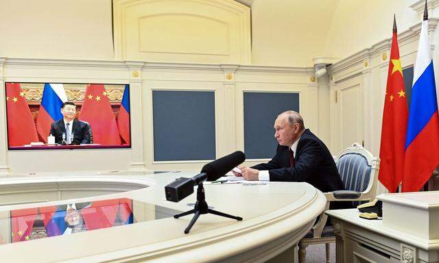 Archivbild: Keine „Verbündete“, sondern nur „strategische Partner“: Putin und Xi haben derzeit keine einfache Beziehung. 