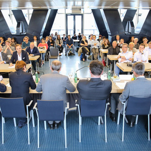 Großes Publikumsinteresse bei der Debatte im Dachgeschoß des Wiener Juridicums. 