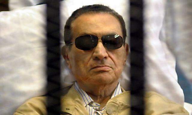 Hosni Mubarak im Gerichtssaal