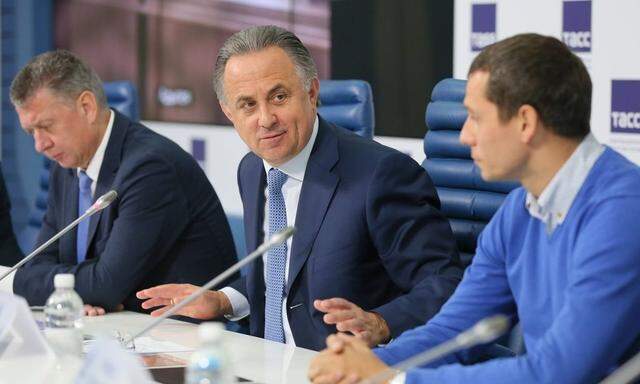 Bilder des Tages SPORT Vitali Mutko Pressekonferenz in Moskau MOSCOW RUSSIA SEPTEMBER 20 2016