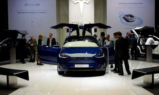 Tesla glaubt weiterhin an das "Abheben" des Marktes für Elektroautos.