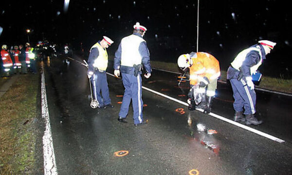FAHRERFLUCHT NACH TOEDLICHEM UNFALL IM FLACHGAU