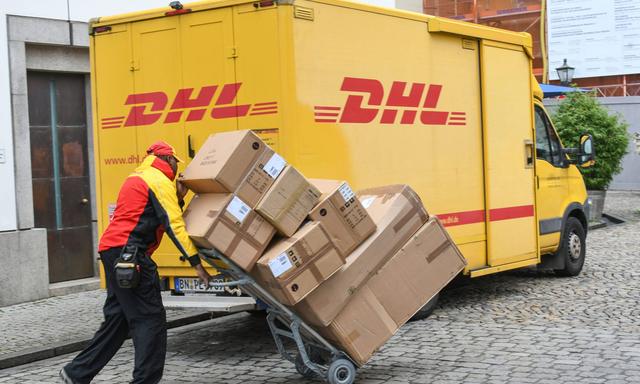 Den Paketdiensten geht die Arbeit wohl kaum aus: Online-Shopping ist weiterhin sehr beliebt.