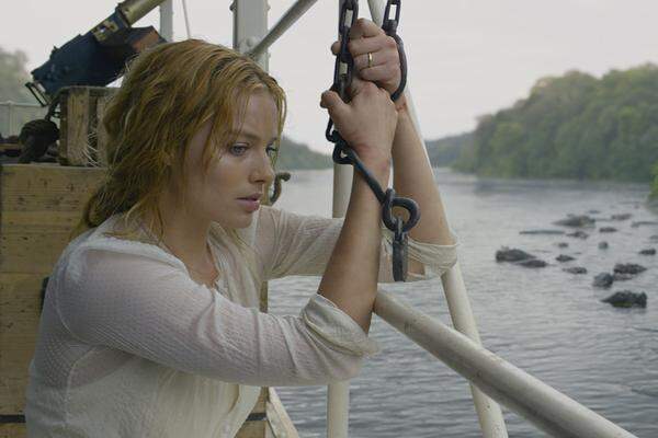 In "The Legend of Tarzan" spielte sie Jane, inzwischen Ehefrau von Tarzan (Alexander Skarsgard). Gemeinsam mit ihm kehrt sie von London nach Afrika zurück, um dort einem Sklavenhändler (Christoph Waltz) das Handwerk zu legen. 