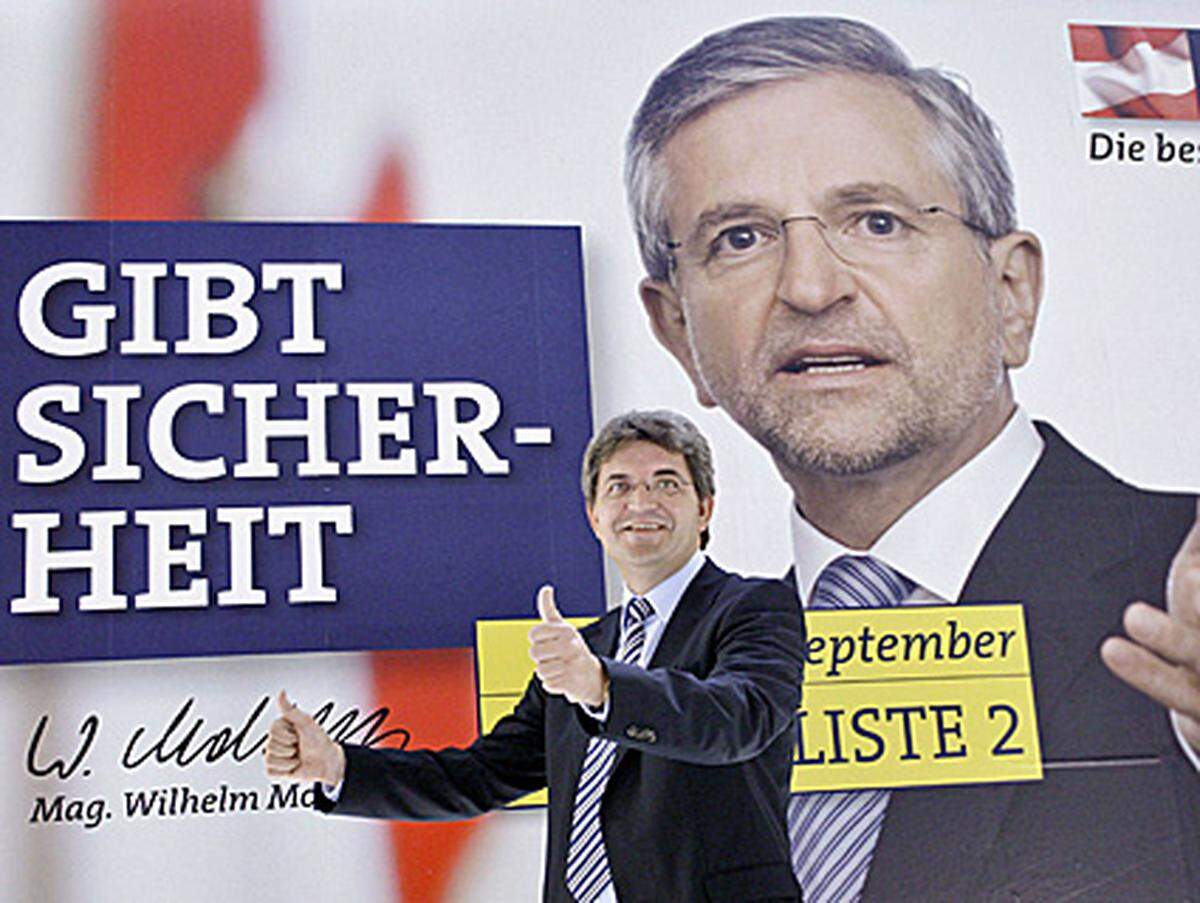 In ihrer dritten und letzten Plakattranche setzt die Volkspartei erstmals auf Spitzenkandidaten Wilhelm Molterer. Neben seinen Porträt prangen Slogans wie "Gibt Sicherheit" und "Hält Wort".