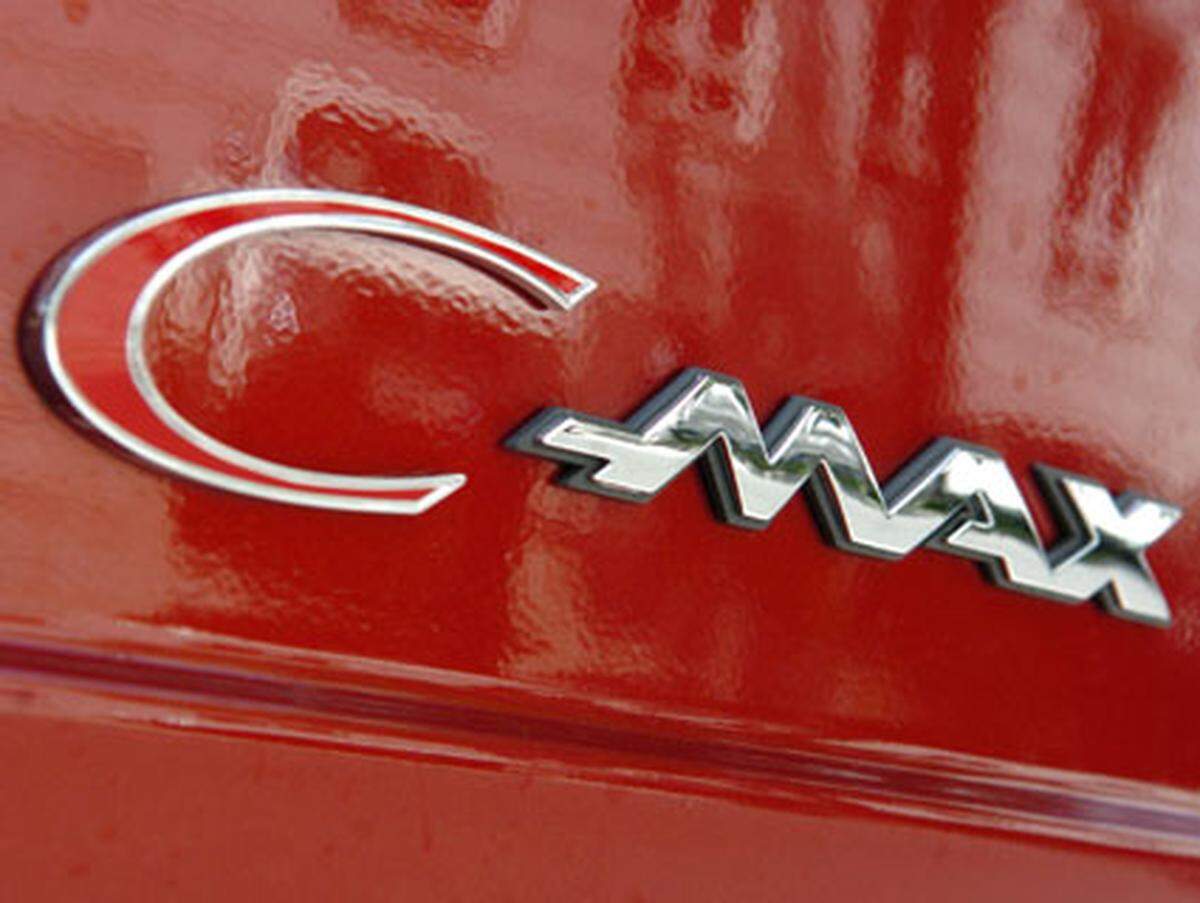 Ein Ford C-Max 1,6i jubilee wäre um 17 Prozent billiger - allerdings, weil es sich dabei um ein Jubiläumsangebot eines Händlers handelte.