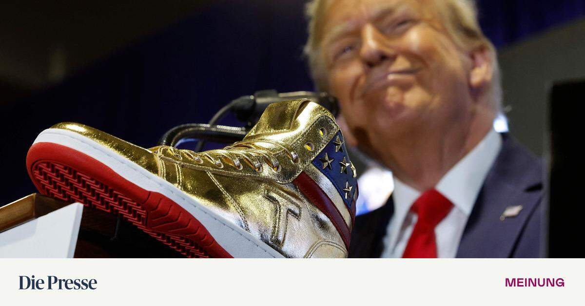 Donald Trump and his golden sandals with absolute soles