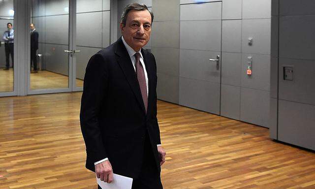 Mario Draghi wäre der erste EZB-Präsident, der seine Amtszeit ohne Zinserhöhung beendet.