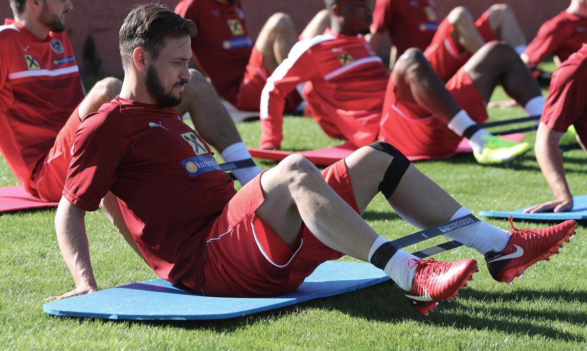 Andreas Ulmer steht im ersten Länderspiel der österreichischen Fußball-Nationalmannschaft unter Neo-Teamchef Franco Foda in der Startformation und absolviert damit gegen Uruguay seinen insgesamt vierten Einsatz für die ÖFB-Auswahl, den ersten seit dem 1:2 gegen Brasilien vor drei Jahren.