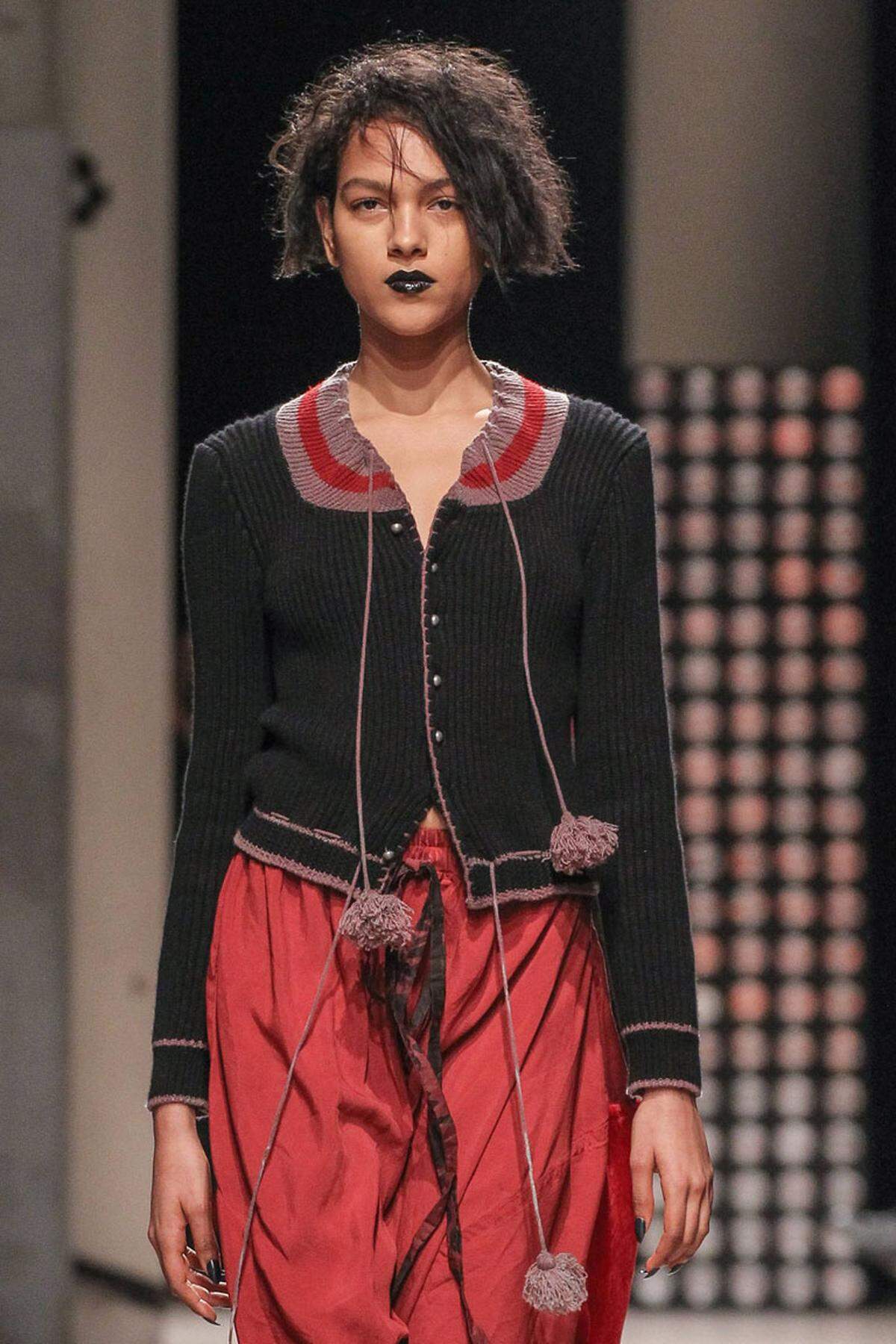 Schön struppig wird der Herbst auch bei Vivienne Westwood.