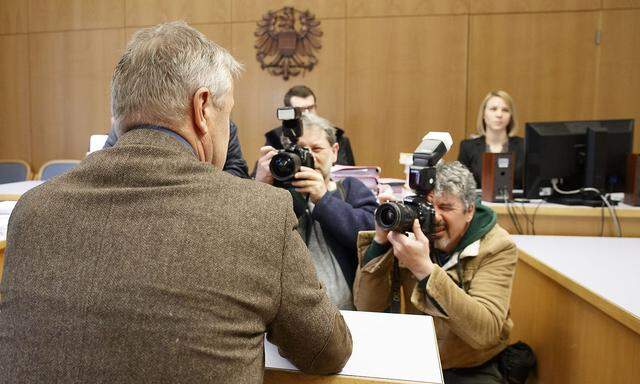 Der Angeklagte am Dienstag vor Gericht